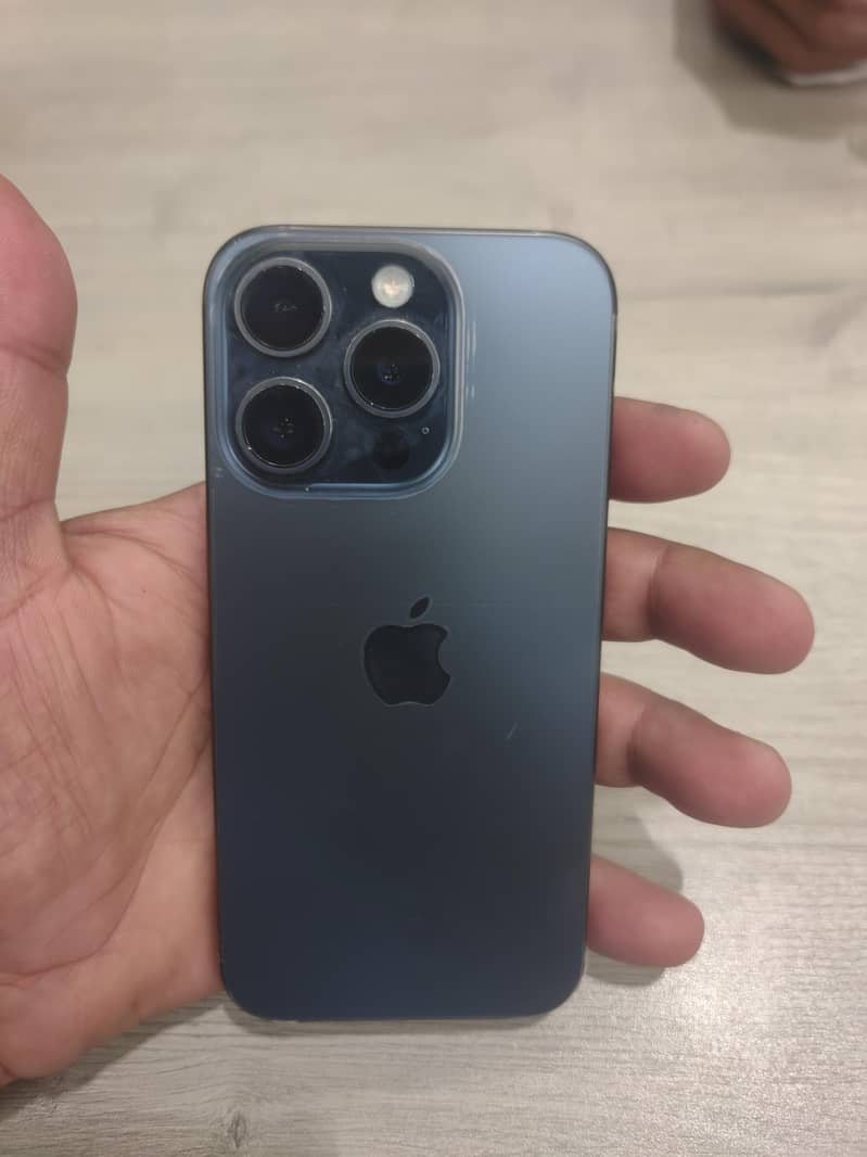 Apple iPhone 15 Pro 1