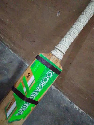 Real kookaburra bat used condition 10/8  guarantee