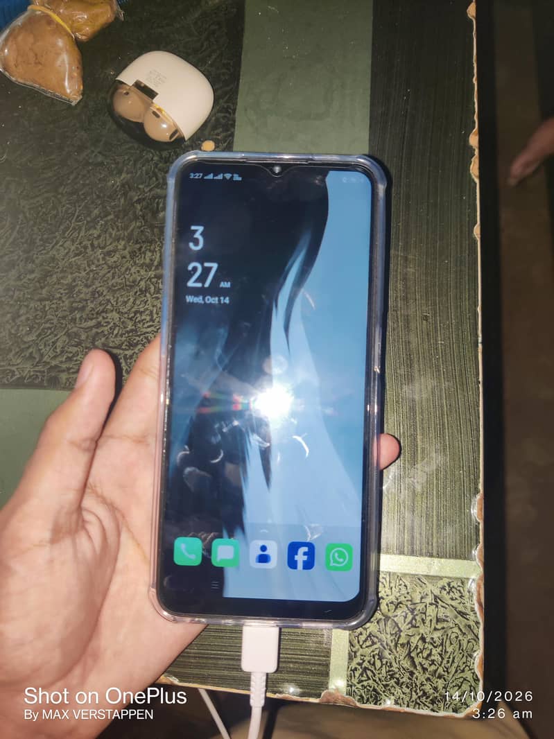 OPPO A78 0