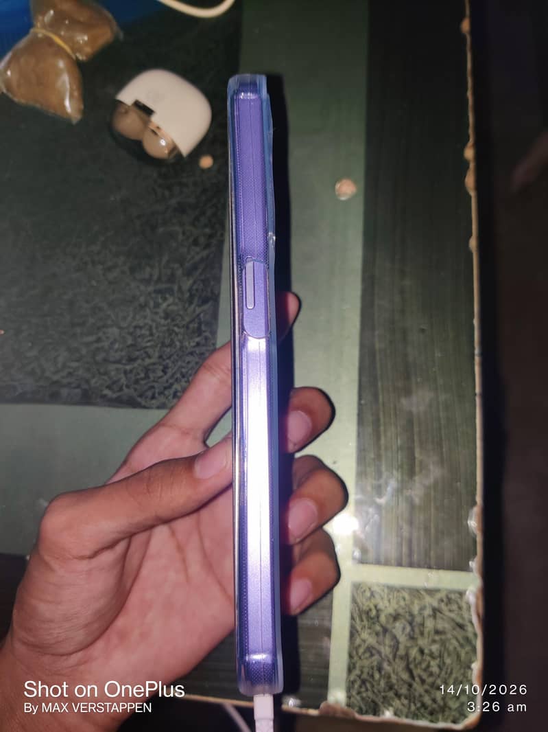 OPPO A78 1