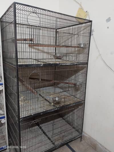 3 portion angle cage best for big birds. . 10 no wire