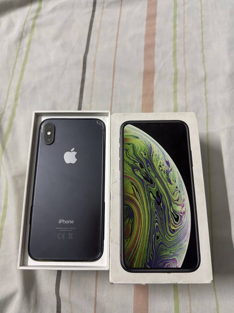 Apple iPhone XS 1