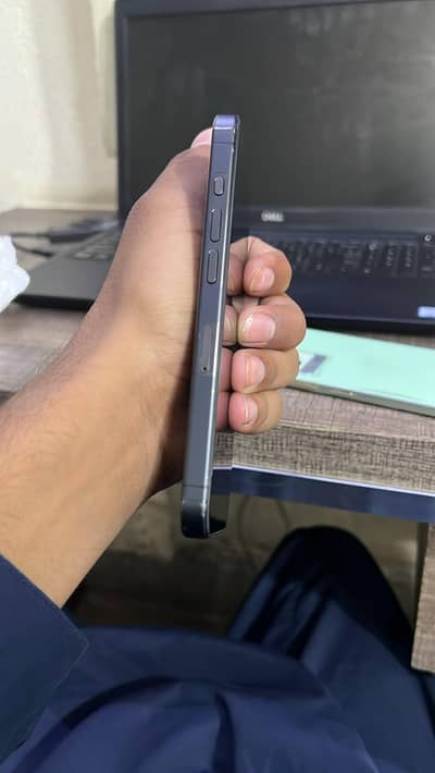 Apple iPhone 15 Pro