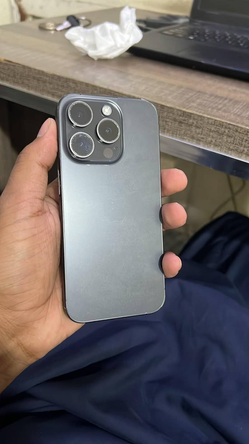 Apple iPhone 15 Pro 1