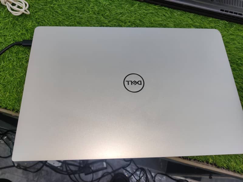 Dell New Condition 8