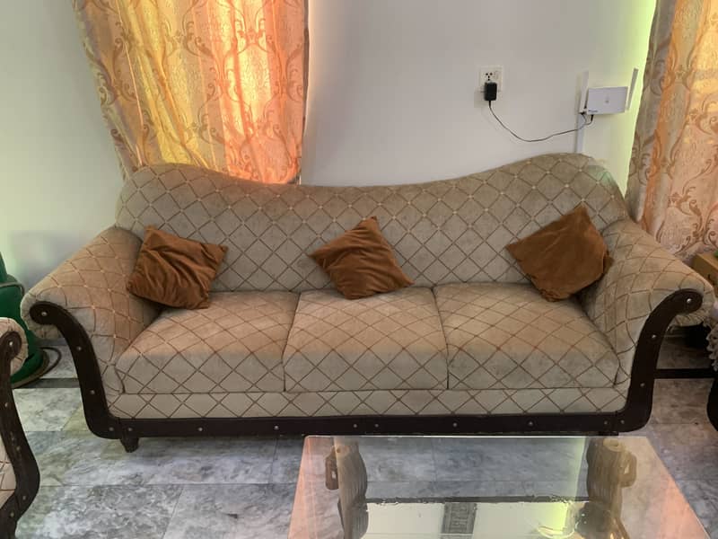Six seater sofa. 0