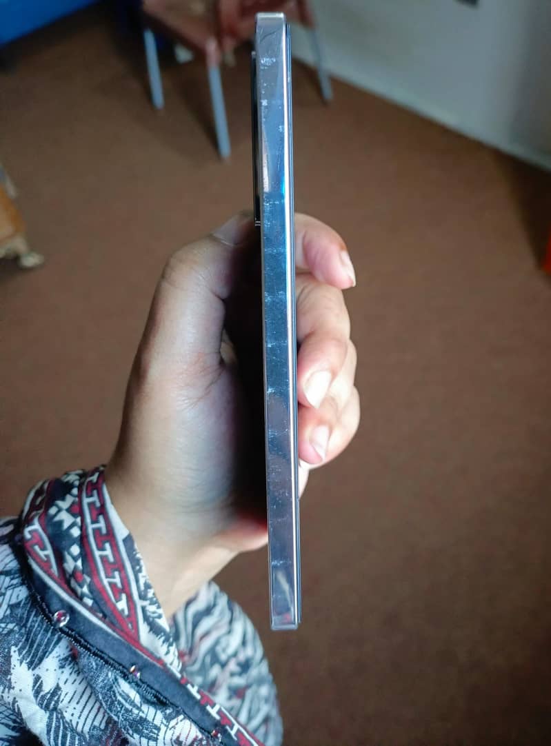 Infinix Note 40 5