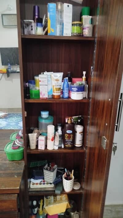 Dressing table for sale