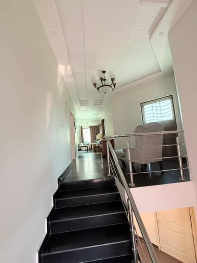 1 KANAL RENOVATED BRIG HOUSE FOR SALE