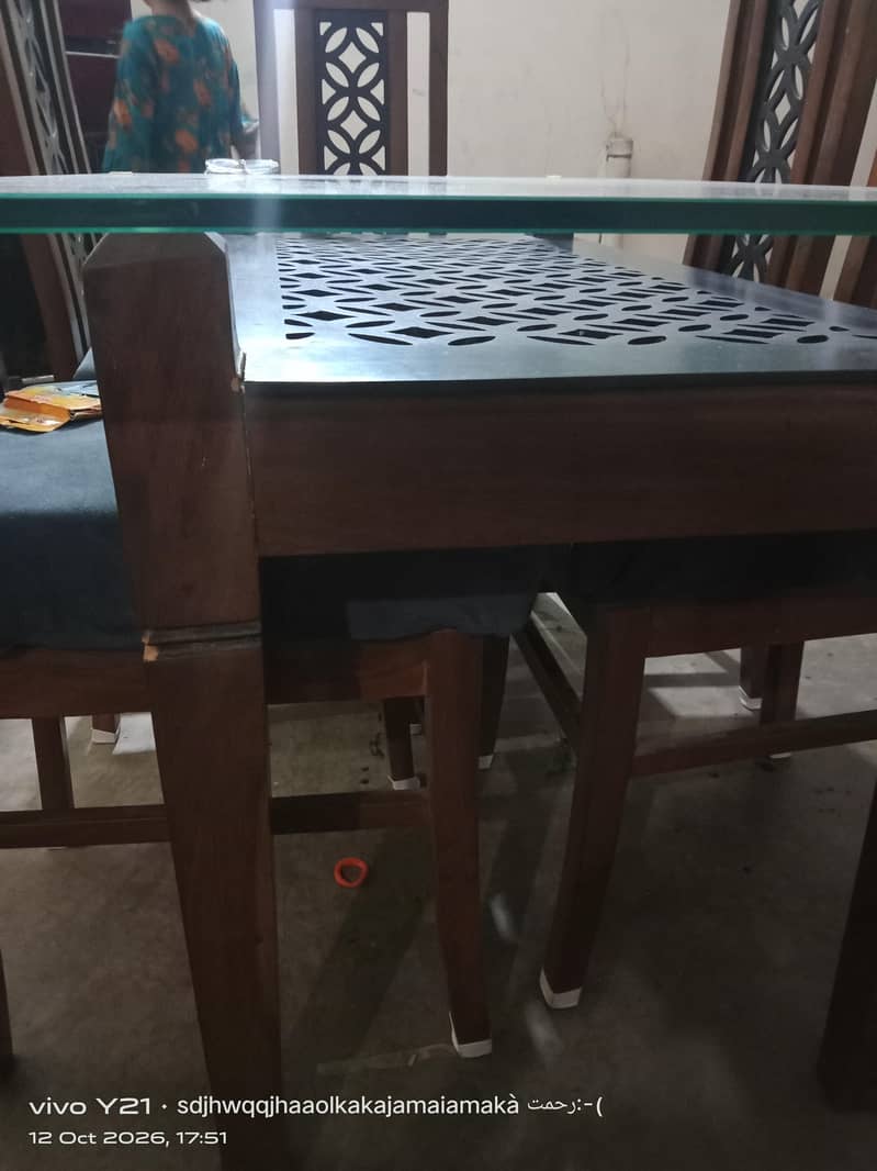 wooden dining table 0