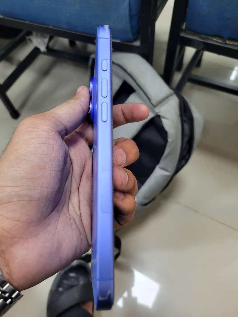 Apple iPhone 16 Plus 1