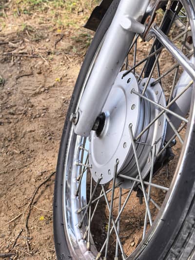 Honda 125 Chrome Salf start 2023december/24