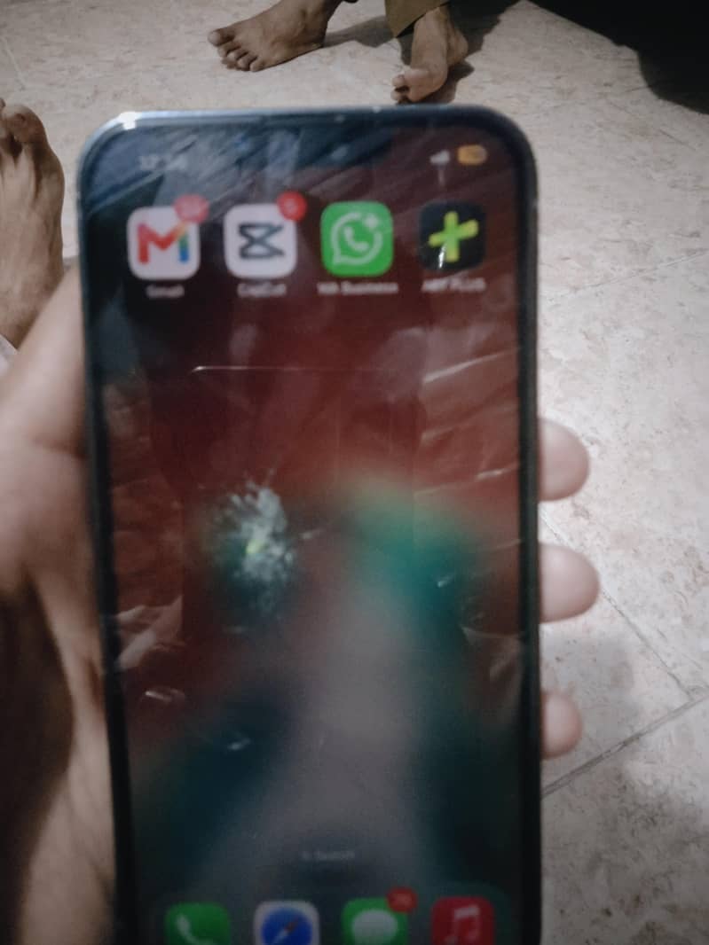 Apple iPhone 13 Pro 2