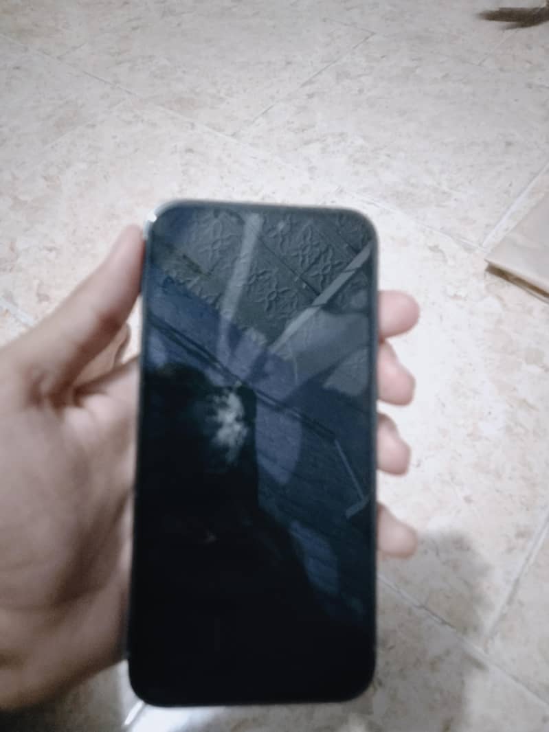 Apple iPhone 13 Pro 3