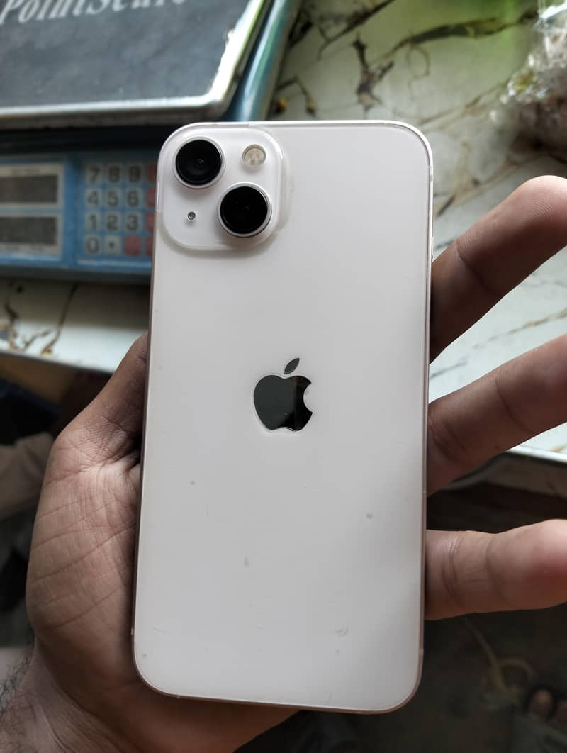 Apple iPhone 13 1
