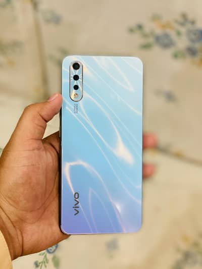 Vivo S1