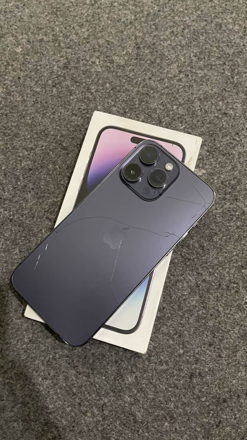 Apple iPhone 14 Pro Max 1