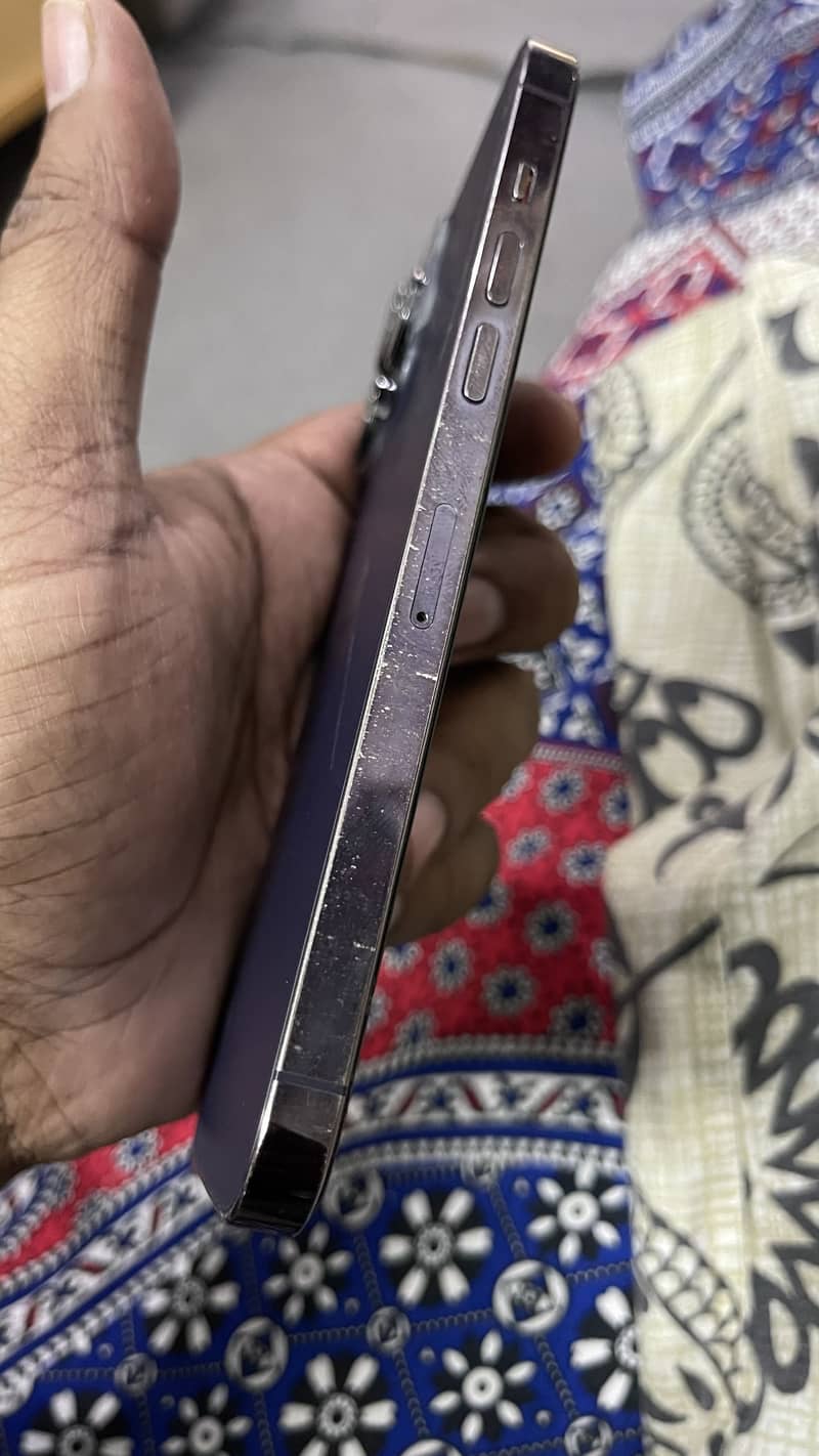 Apple iPhone 14 Pro Max 2