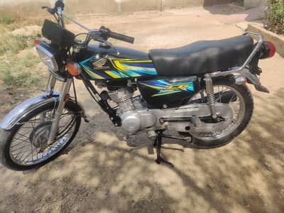 HONDA CG 125 FOR SALE registered   Color: Black