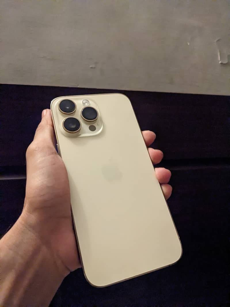 Apple iPhone 14 Pro Max 2
