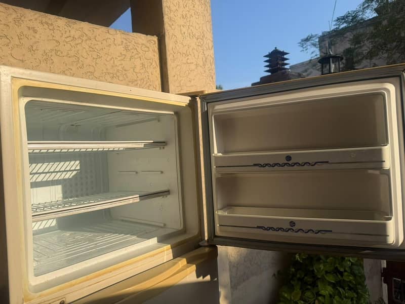 Dawlance fridge 1