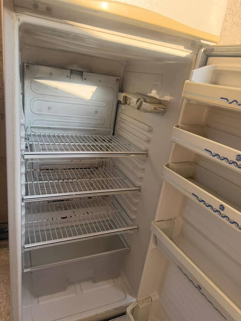 Dawlance fridge 2