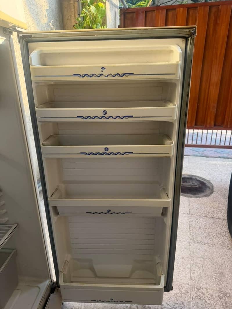 Dawlance fridge 3