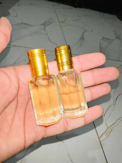 Ameer-o-oud Attar  special Attar