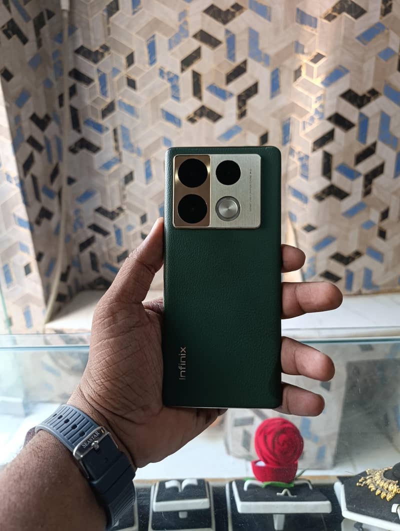 Infinix Note 40 Pro 1