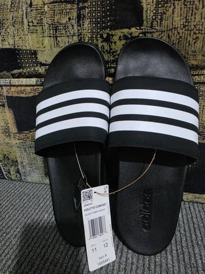 NEW ADIDAS Adilette Comfort slides 2.0 (FROM USA)