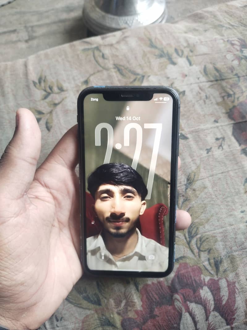 Apple iPhone 11 5