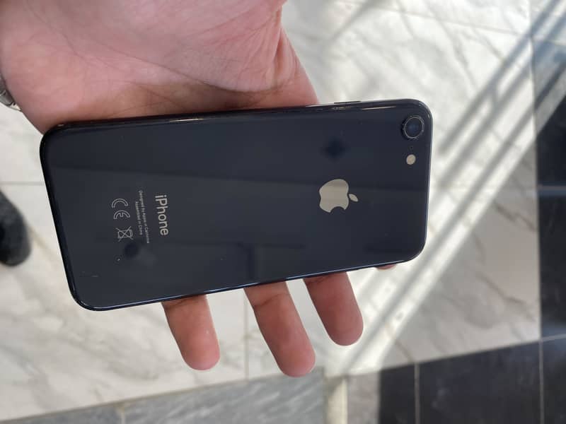Apple iPhone SE 0