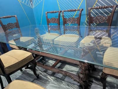 dininig table
