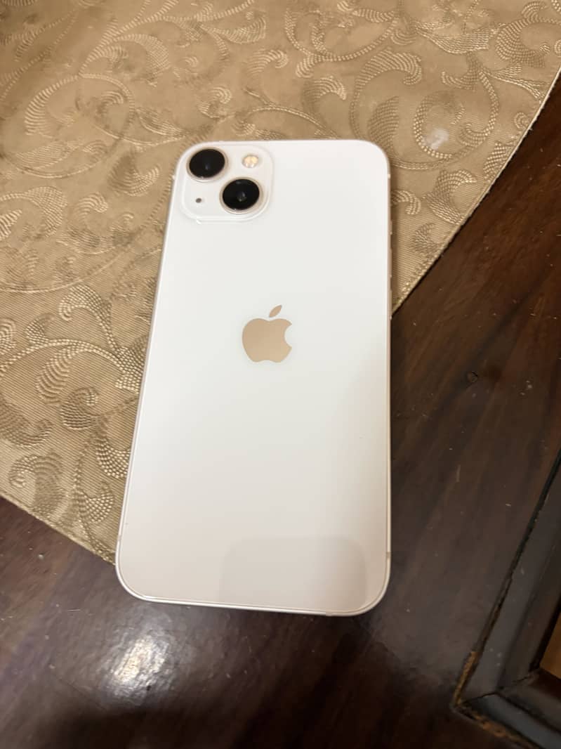 Apple iPhone 13 0