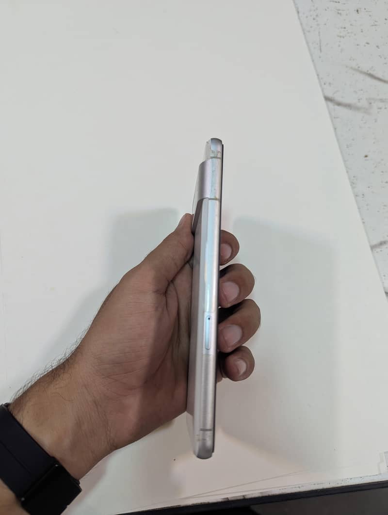 Google Pixel 7 5