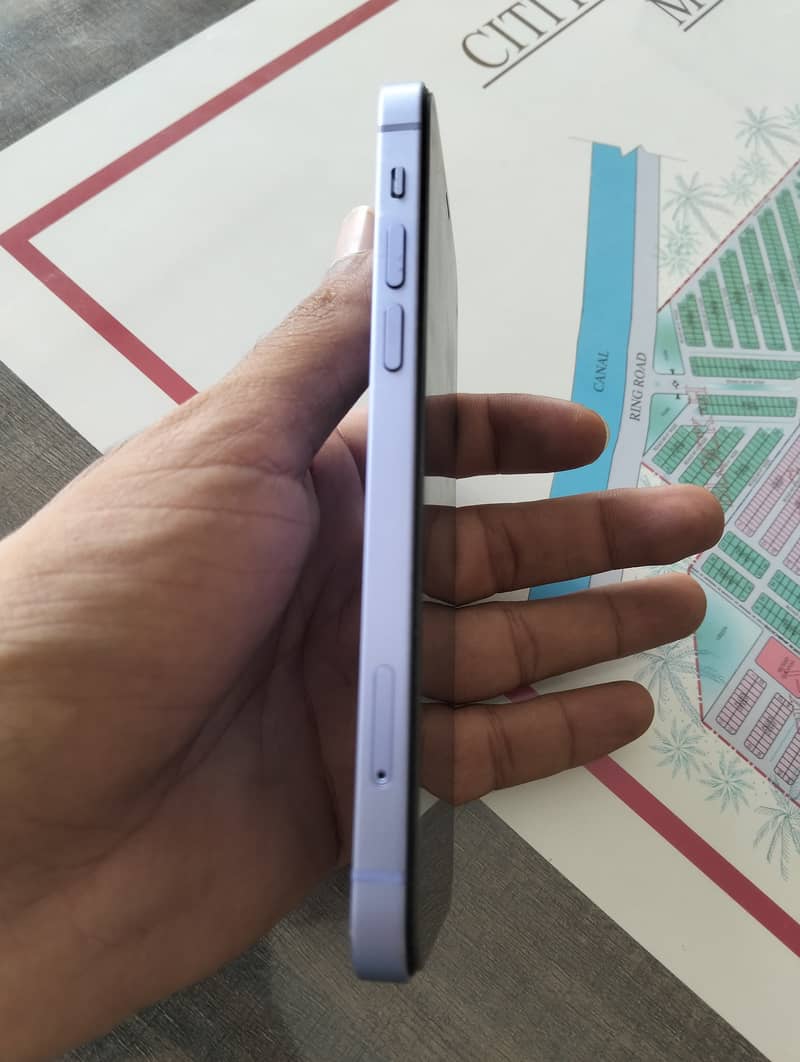 Apple iPhone 12 0