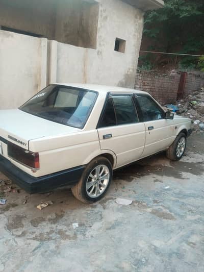 Nissan Sunny 1988
