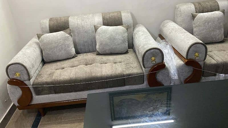 Sofa Set 7 Seater with Table 1