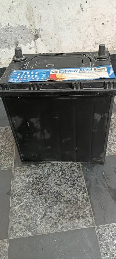 daewoo battery 55dL new condition men available ha