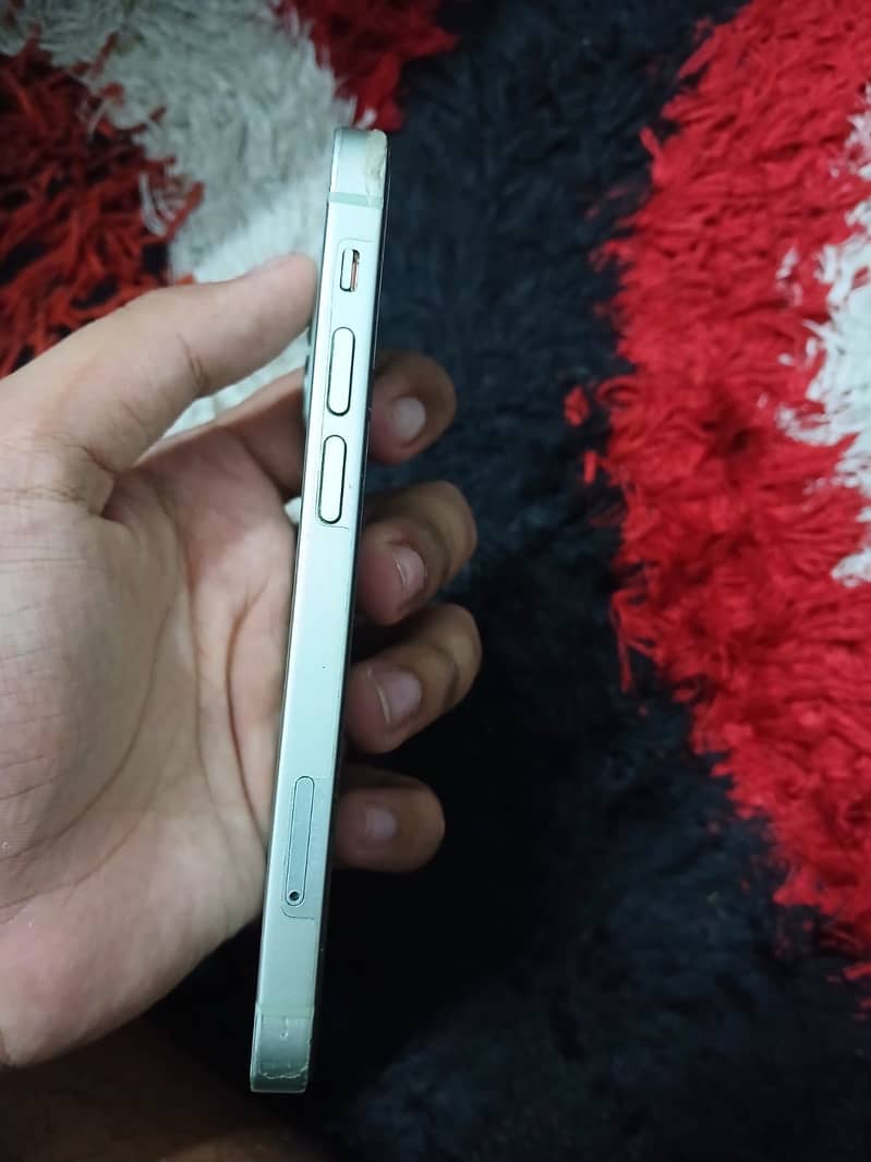 Apple iPhone 12 mini 2