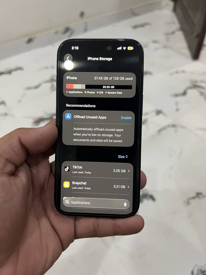 Apple iPhone 15 4