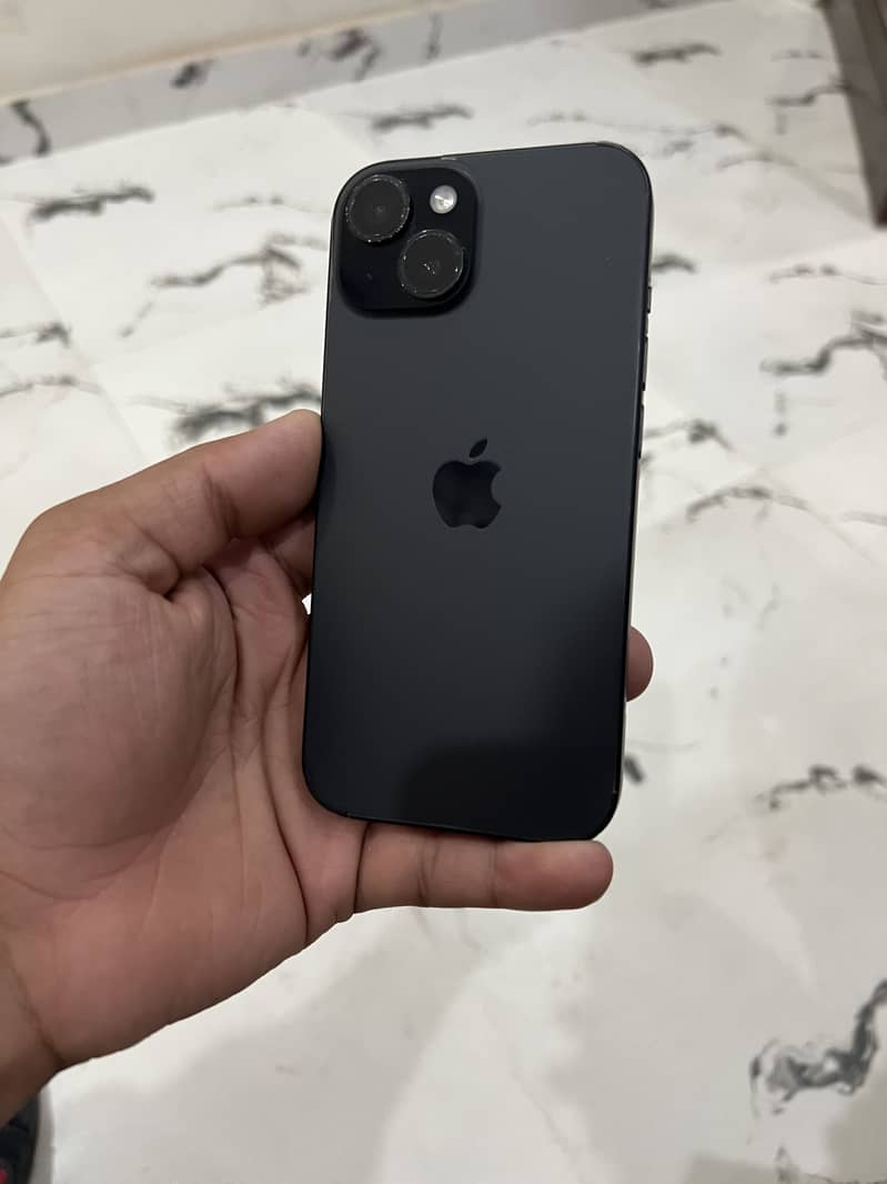 Apple iPhone 15 10