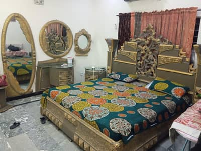 CHEAPEST KING SIZE BED FOR SELL!!