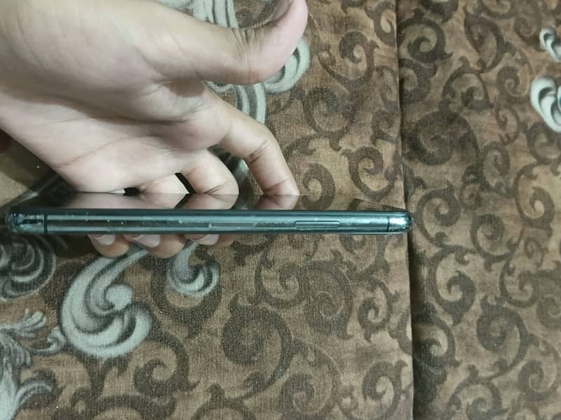 Apple iPhone X 7