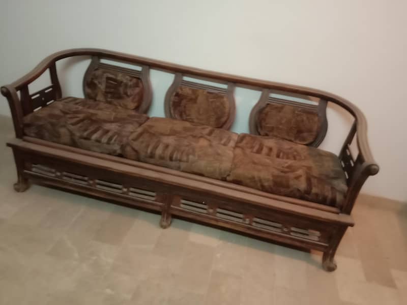 5 seater sofa set  solid wood 0