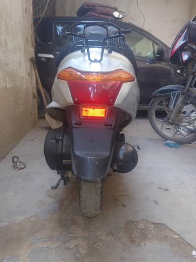 suzuki let 5
