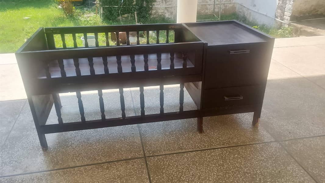 baby cot 2