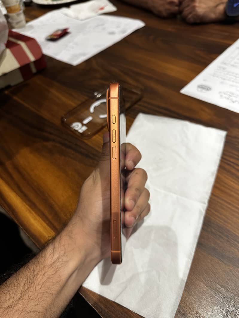 Apple iPhone 17 Pro Max 1