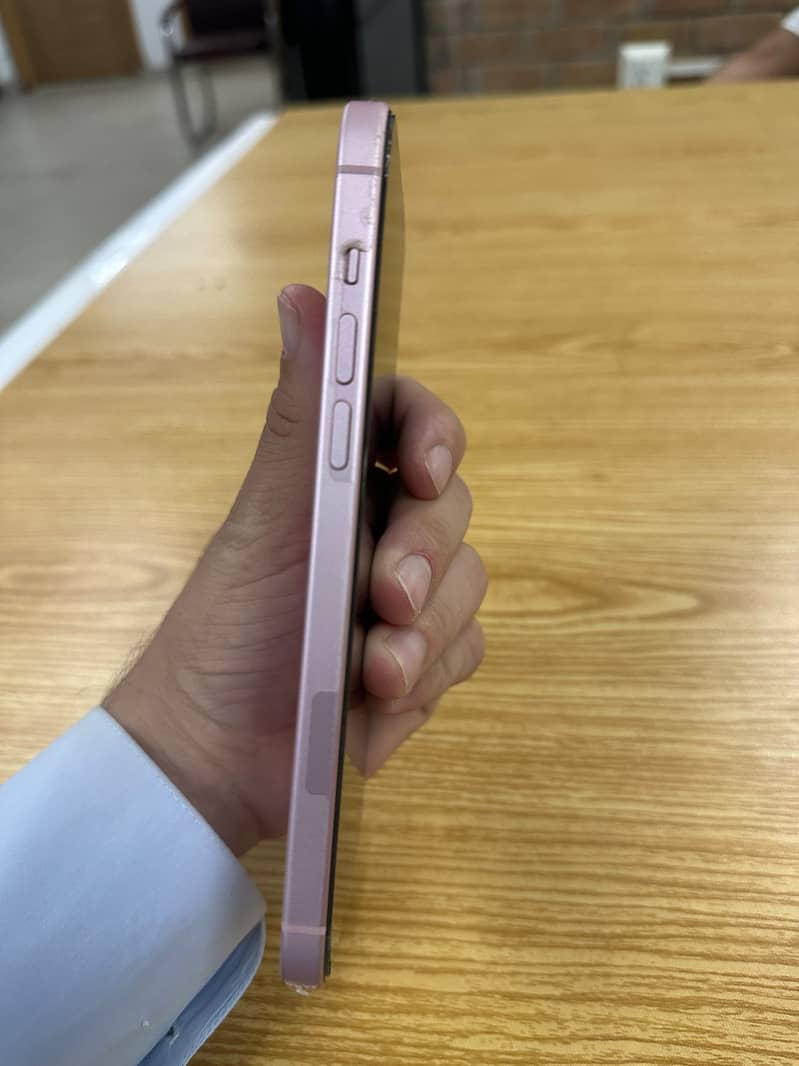Apple iPhone 15 plus 0