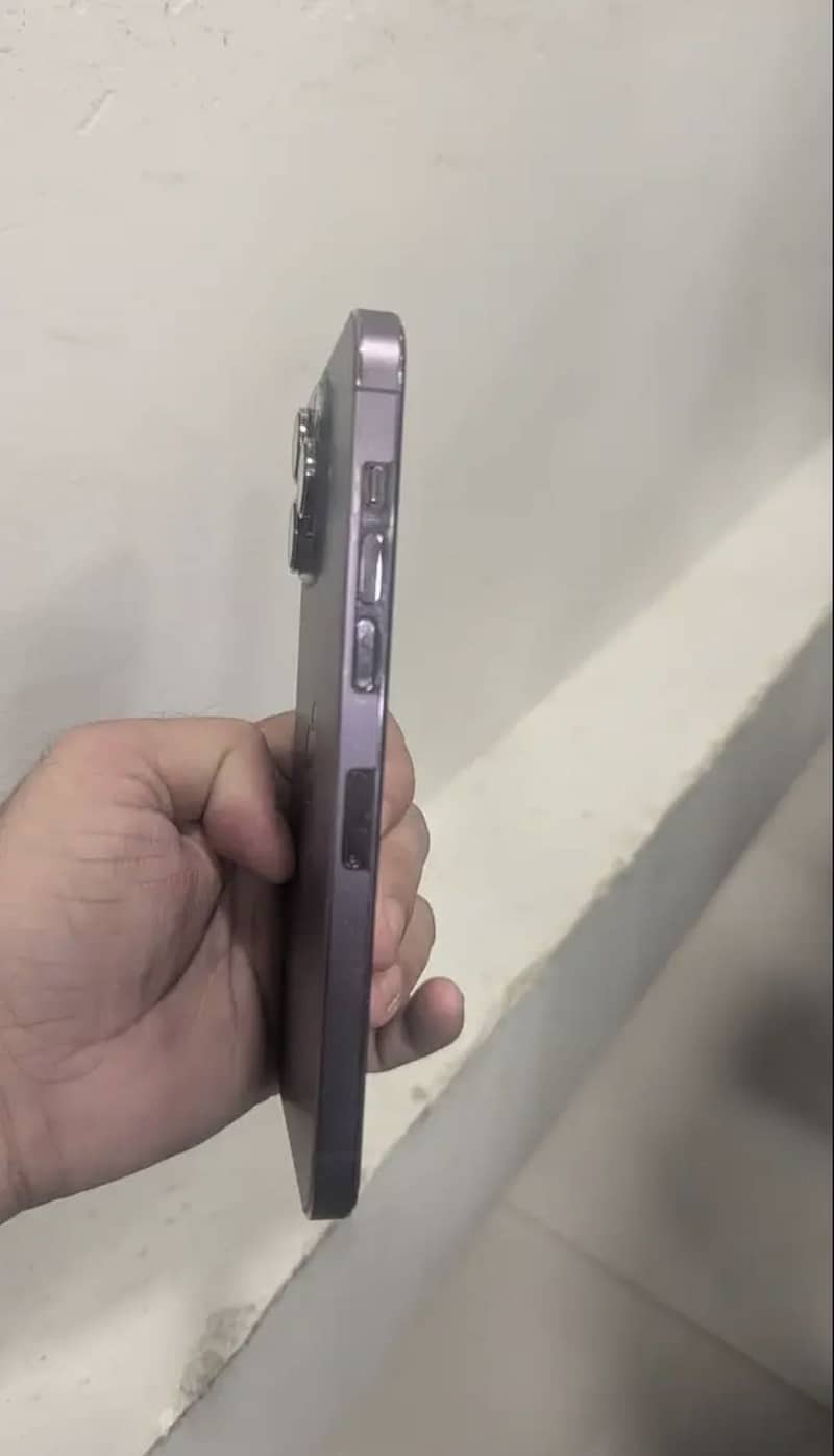 Apple iPhone 14 Pro Max 2
